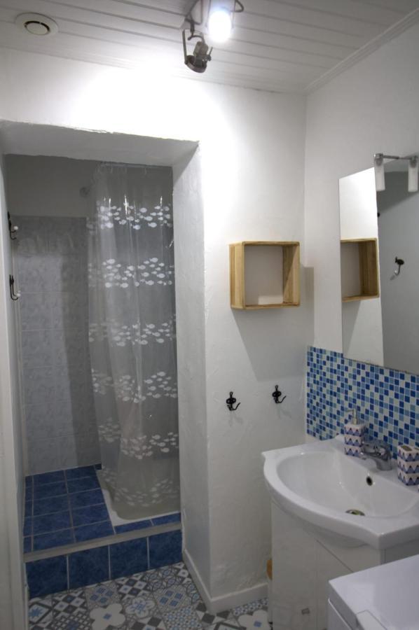 Cosy Apartment In The Center Of La Flotte Extérieur photo