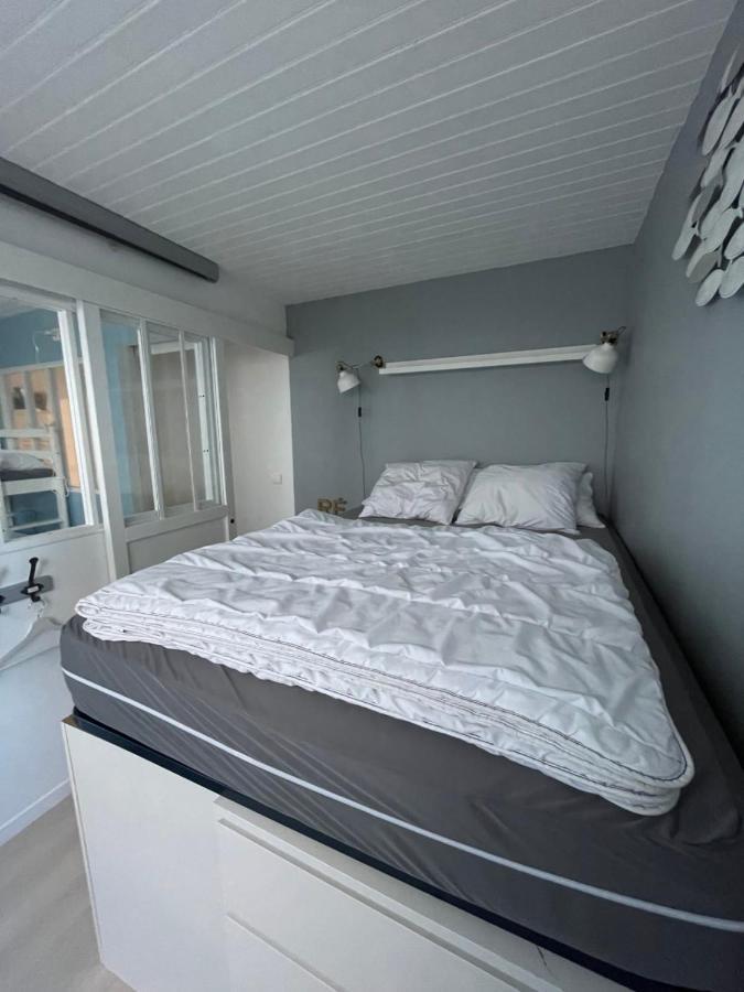 Cosy Apartment In The Center Of La Flotte Extérieur photo